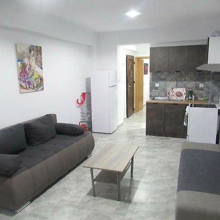 Nea Kallikrateia Artistic Rent Rooms & Apartments מראה חיצוני תמונה