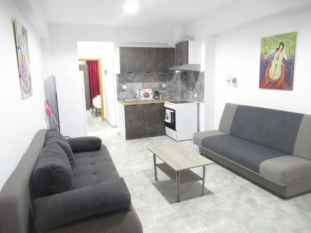 Nea Kallikrateia Artistic Rent Rooms & Apartments מראה חיצוני תמונה